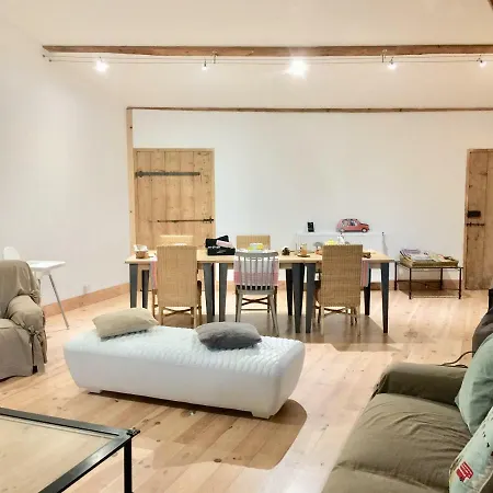 Magnificent Renovated Farmhouse - 10 Min A7 - Privatunterkunft Anneyron